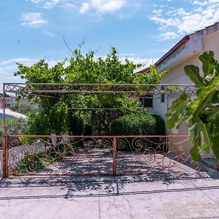 Barbat 4977a Barbat na Rabu