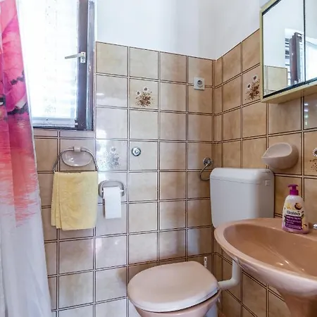 아파트 Barbat 4977a