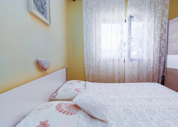 Barbat 4977a Apartment *