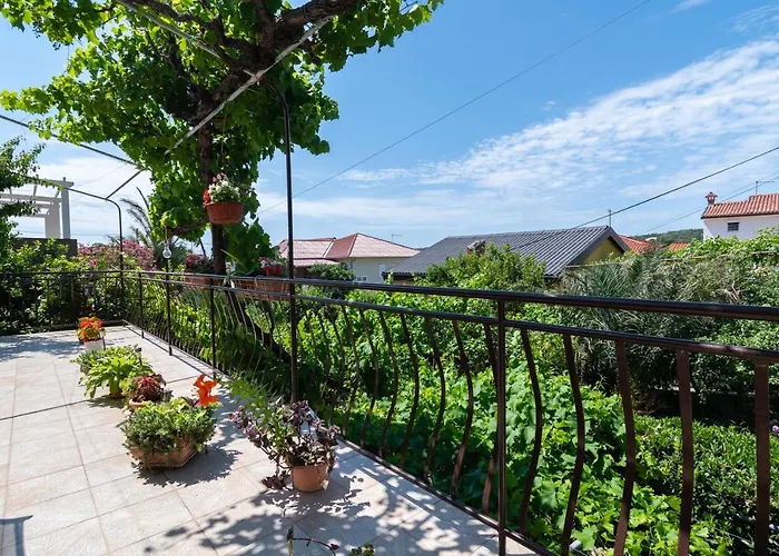 Barbat 4977a Apartment